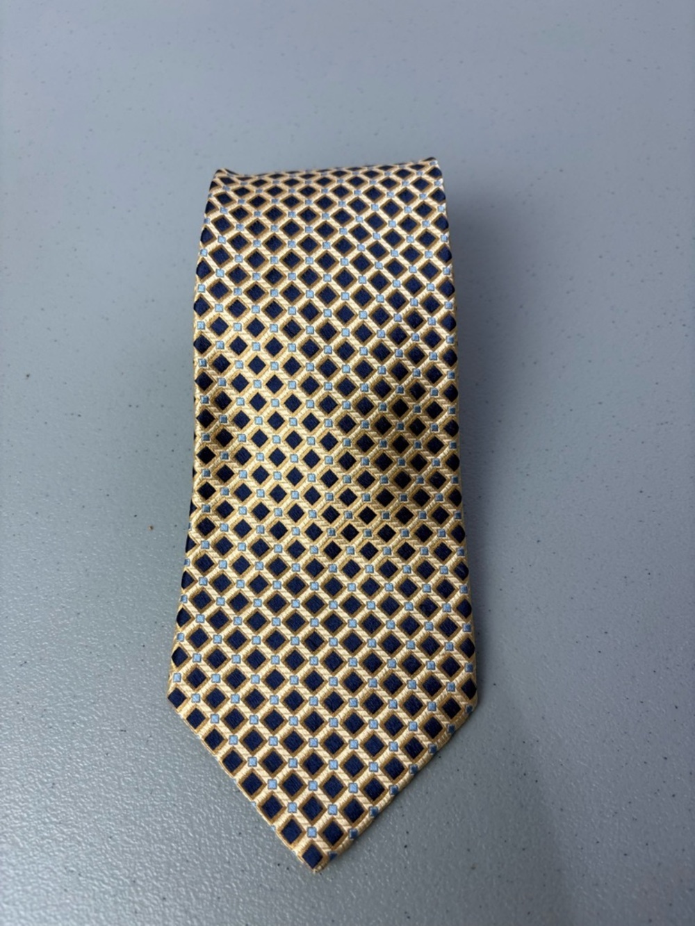 Tommy Hilfiger Men's Silk Neck Tie Gold Yellow Blue Geometric